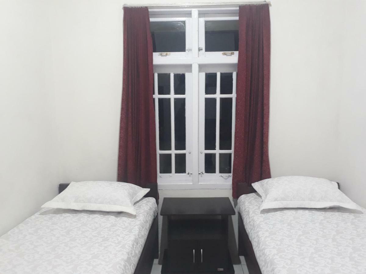 Bumimi Homestay Painan Kültér fotó